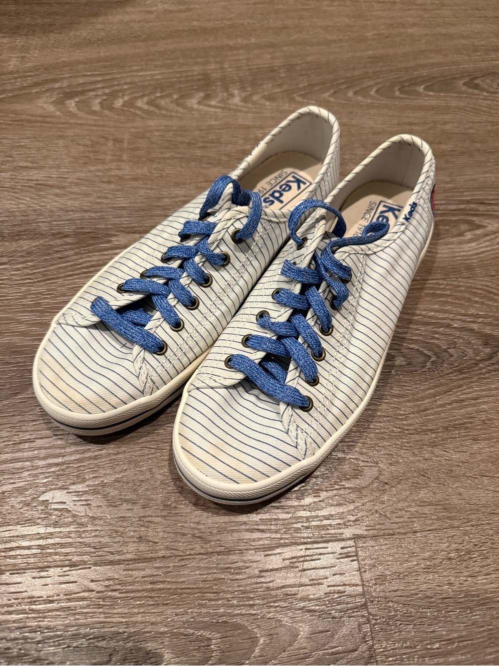 Women's Keds White Chicago Cubs Kickstart Pinstripe Sneakers